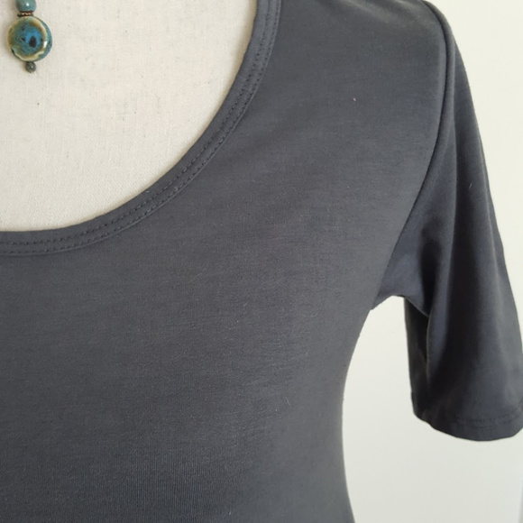 Lularoe Solid Grey Perfect T - Picture 2 of 8